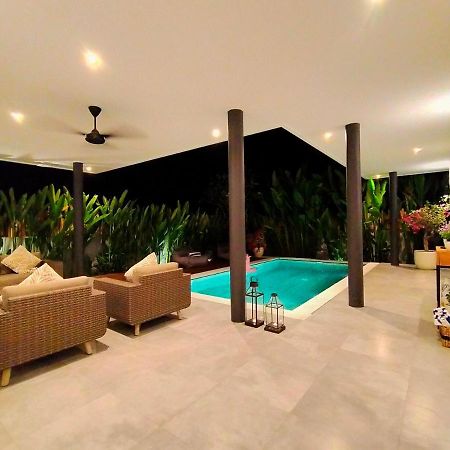 Villa Ataya 罗威那 外观 照片