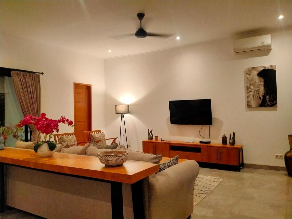 Villa Ataya 罗威那 外观 照片