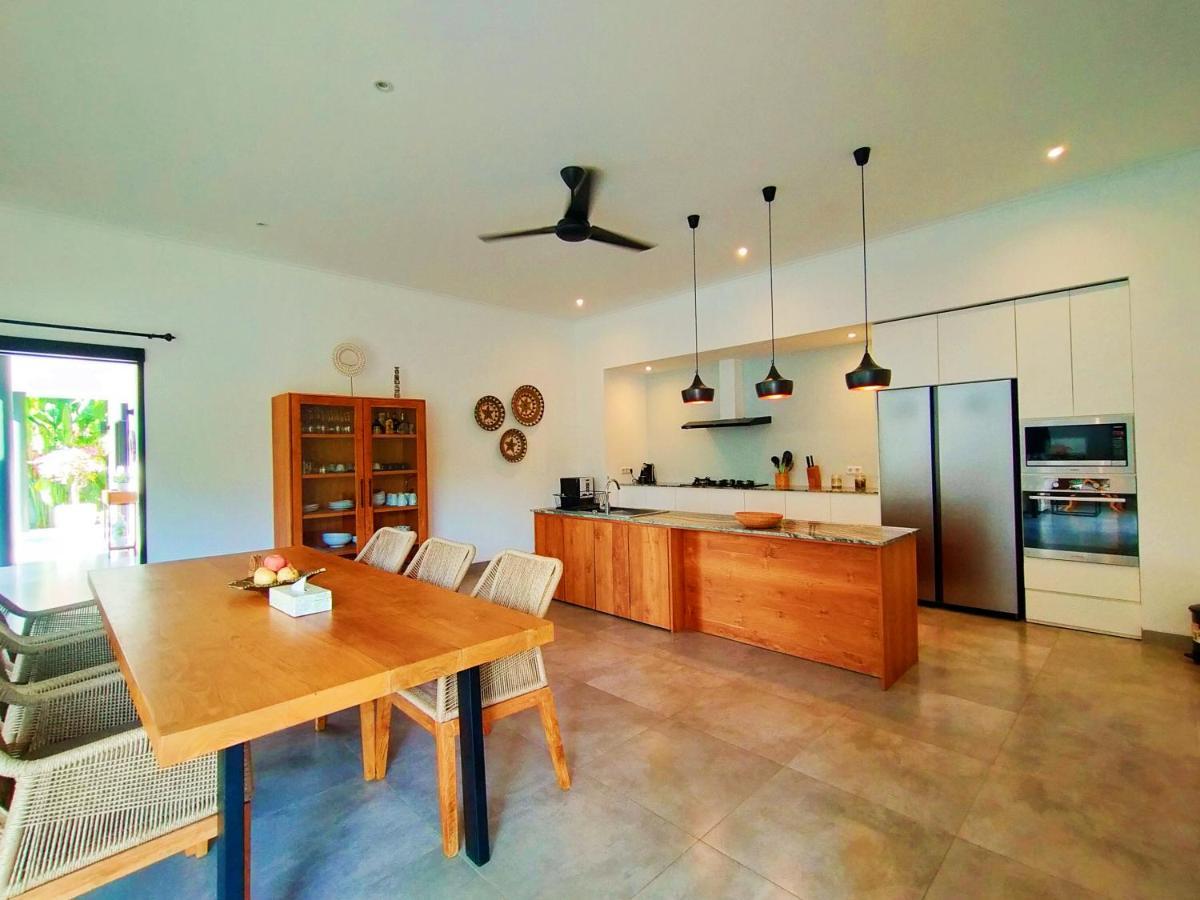 Villa Ataya 罗威那 外观 照片